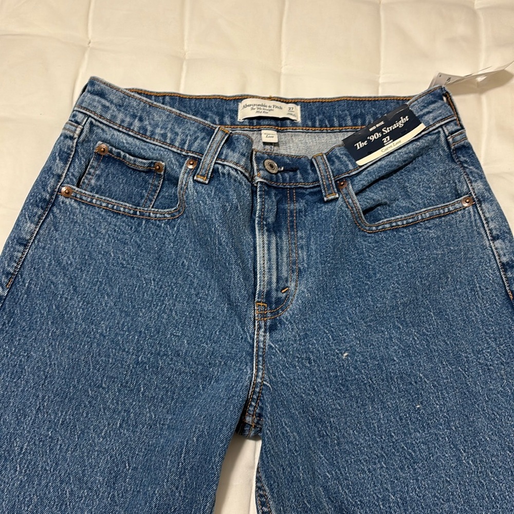 Abercrombie & Fitch Curve Love ‘90s Mid Rise Straight Jeans